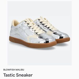 Blowfish Malibu Silver and Cream Sneakers, Size 7.5